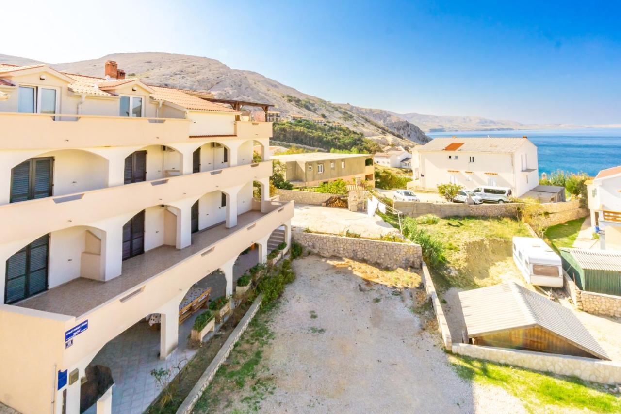 Apartment And Room Bacic Метайна Экстерьер фото